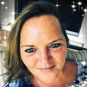 Meet your Posher, Debra